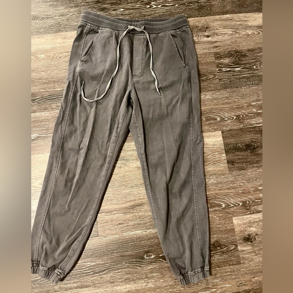 Gap/Grey/Women’s Joggers